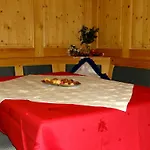 Haus Koenig شقة