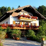 Haus Koenig *